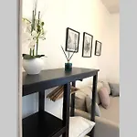 Cute Studio Rom